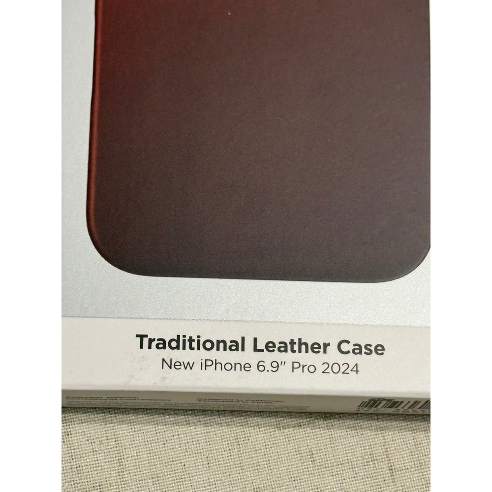 Nomad Traditional Leather Case iPhone 16 Pro Max 6.9 Rustic Brown MagSafe - Picture 4 of 7
